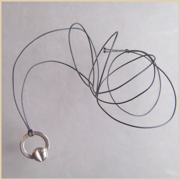 Cirkel Bean silver necklace